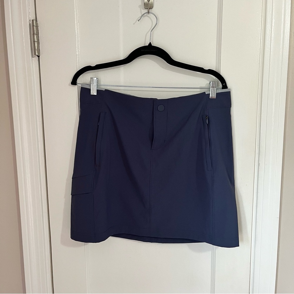 Columbia Women's Dark Blue Skort